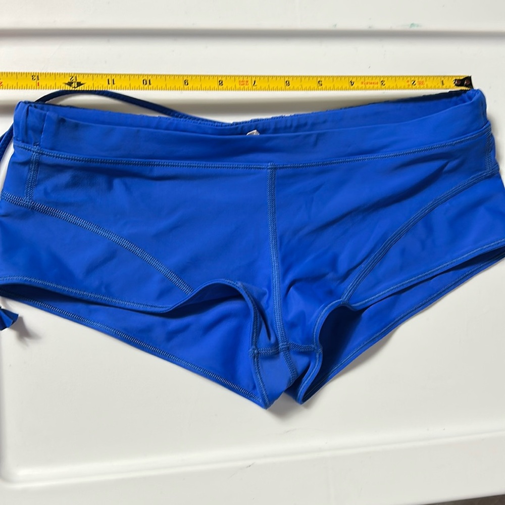 Lululemon Be Cheeky Bottom Pipe Dream Blue size 6 - Picture 10 of 16